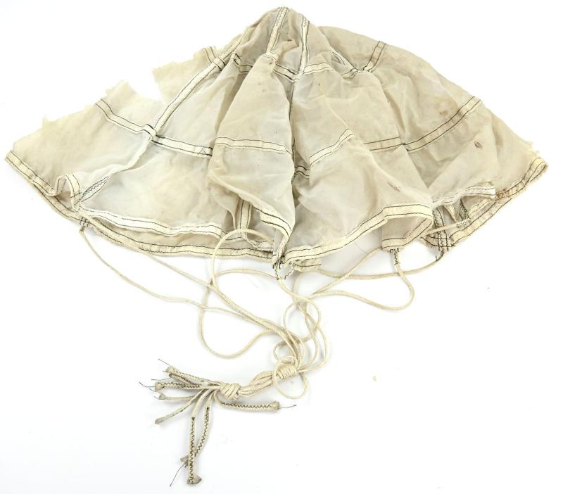 US WW2 Artillery Parachute 66cm