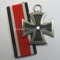 'Eisernes Kreuz II. Klasse' being a (typical) non-maker-marked...