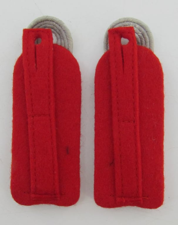 Wehrmacht Artillery Major shoulder boards