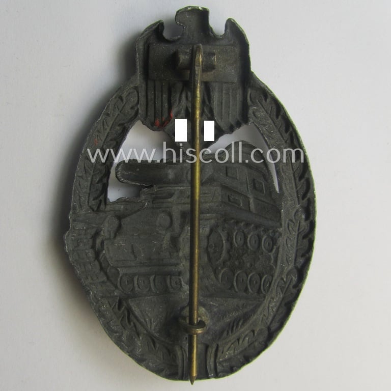 Attractive, 'Panzerkampfabzeichen in Silber' (or: silver-class panzer assault badge or PAB) being a zinc- (ie. 'Feinzink'-) version (of the so-called: 'hollow-zinc, early'-variant) as was procuced by the: 'Wilhelm Deumer'-company