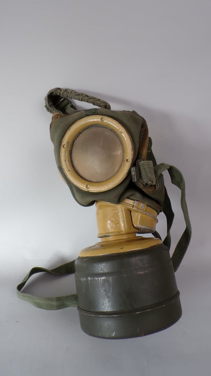 Named GM30 Gasmask in tropical tan
