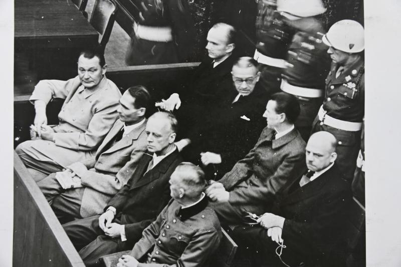 Allied Nuremberg War Trail Press Photo 'Göring & Hess'