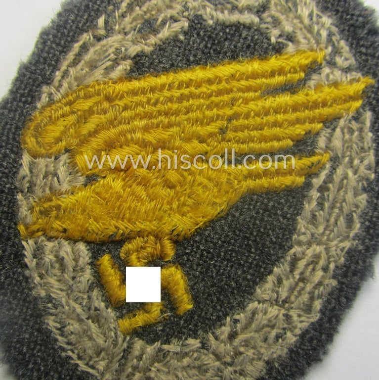 WH (Luftwaffe) 'Fallschirmschützen-Abzeichen in Stoff' (or: cloth-based paratroopers' jump-badge)