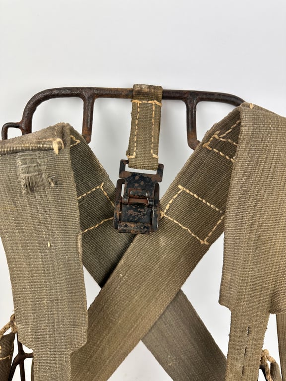 German 'Tragegestell M43'