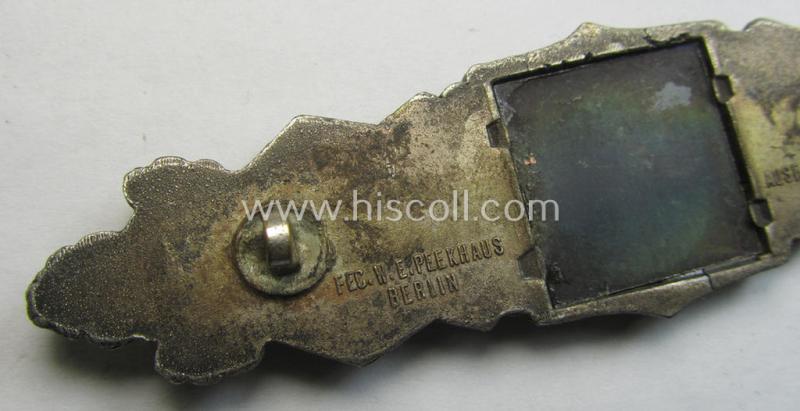 Super - albeit damaged! - 'Nahkampfspange in Silber' (or: silver-class close-combat clasp ie. CCC) being a neatly maker-marked- and/or non-converse-shaped specimen as was produced by the: 'C.F. Juncker'-company