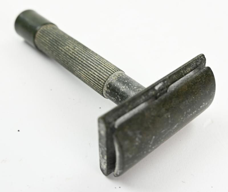 British WW2 Razor Bakelite