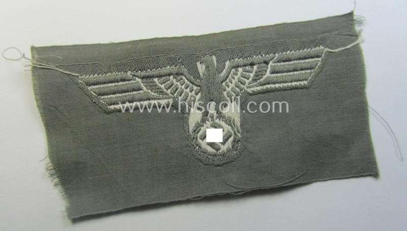 WH (Heeres) early- (ie. pre)-war-period- and/or greyish-white-coloured breast-eagle of the so-called: 'M35-pattern' (ie. 'Brustadler für Mannschaften u. Uffz.') as was executed in the neat 'BeVo'-weave pattern