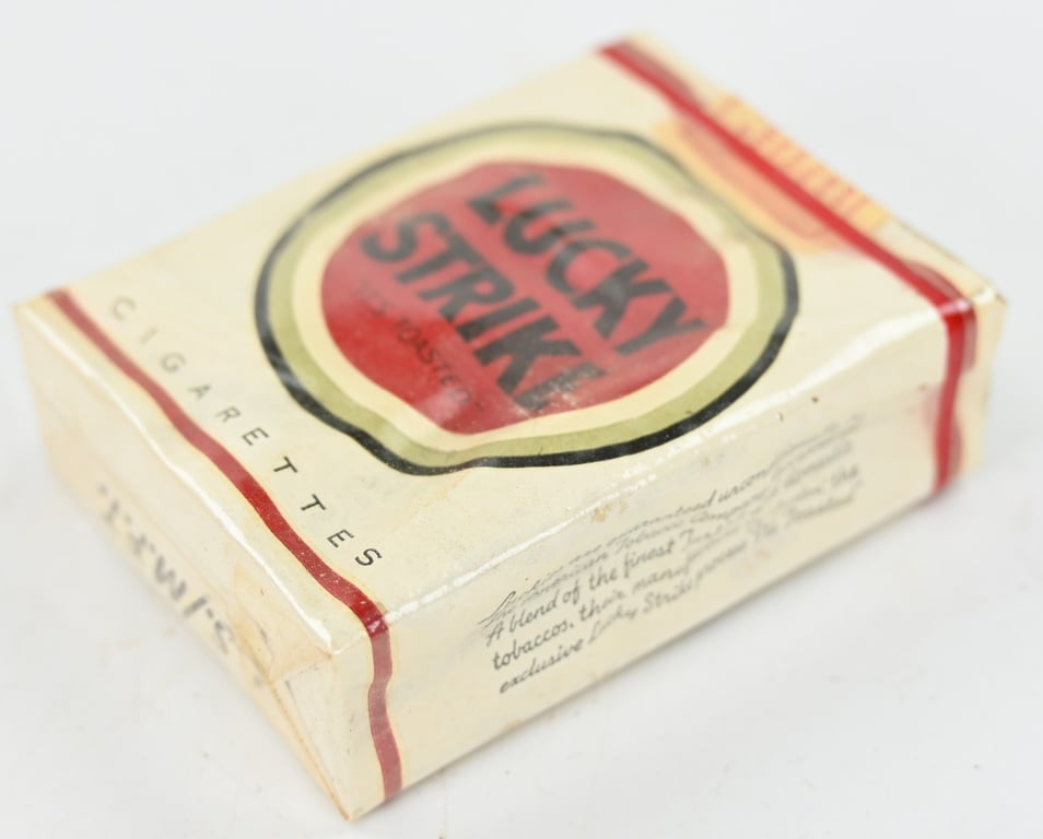 US WW2 Package of Lucky Strike Cigarets