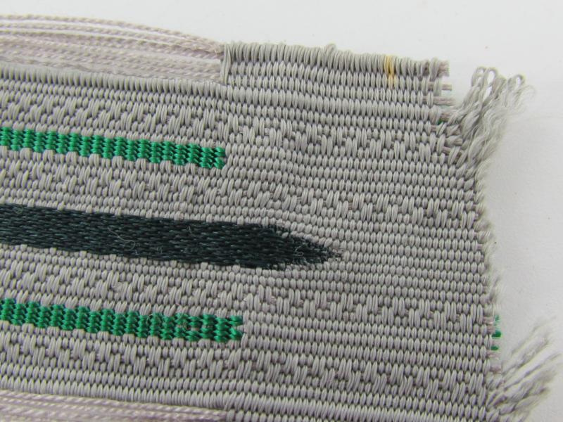 Single Bevo Wehrmacht ( Heer ) Gebirgsjäger Collar Tab