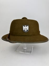 Heer 2nd pattern Afrikakorps pith helmet (APN 1942)