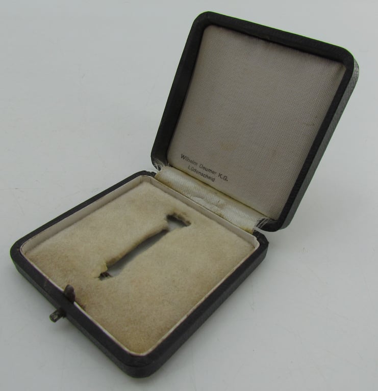 Case for an Iron Cross 1st Class by Wilhelm Deumer