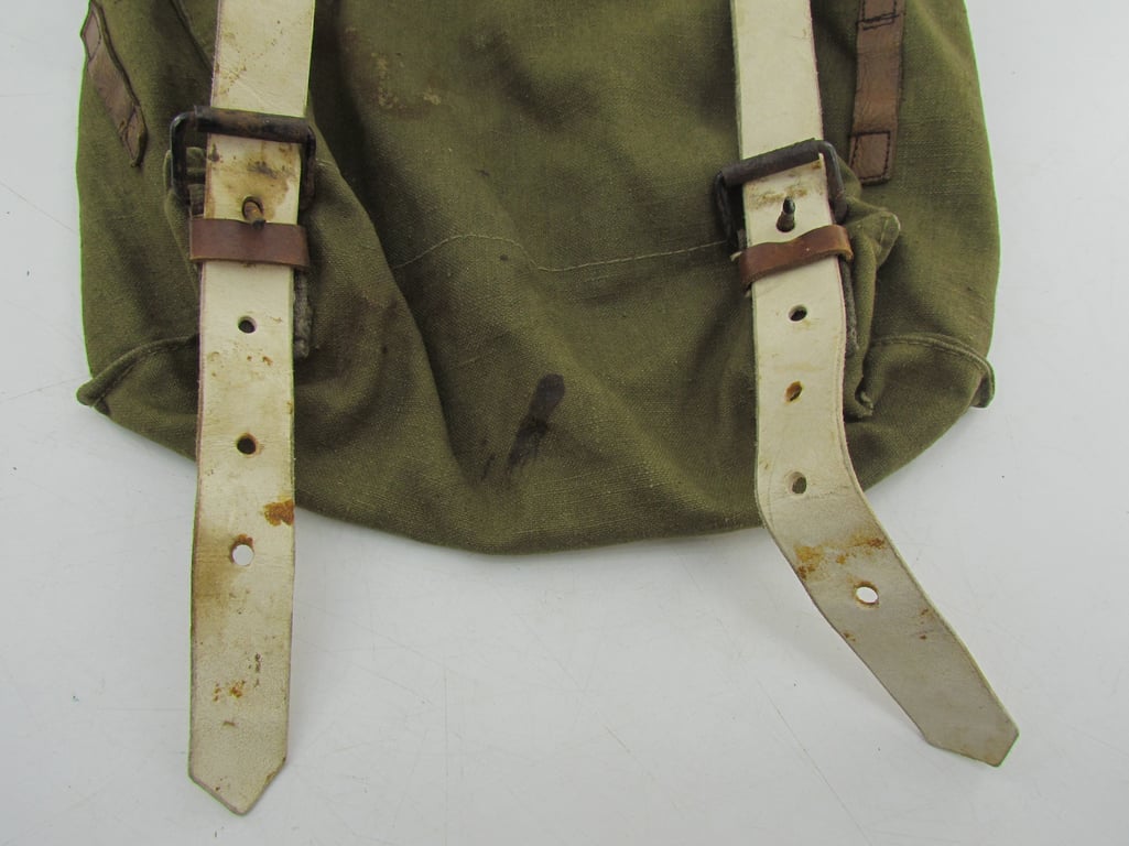 Modified M44 backpack (M1944 Rucksack)