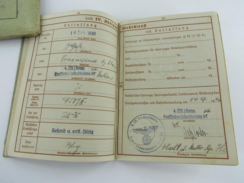 Pre-War Early Type Wehrpass With Cover