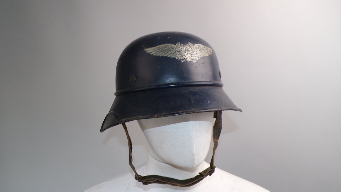 Luftschutz Helmet (Gladiator)