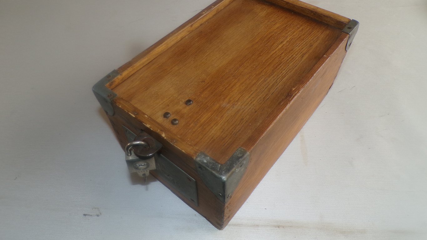 Named Kriegsmarine belongings chest