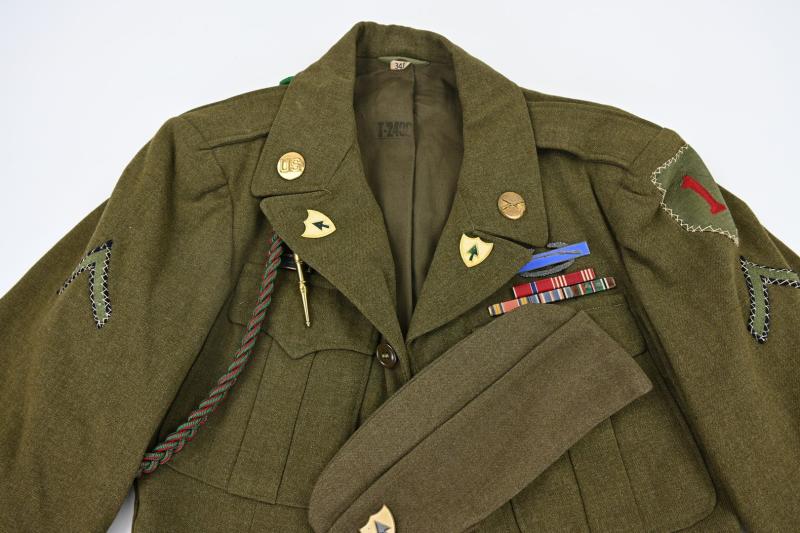 US WW2 26th Infantry Regiment / 1st Infantry Division 'Big Red One' Tunic Set