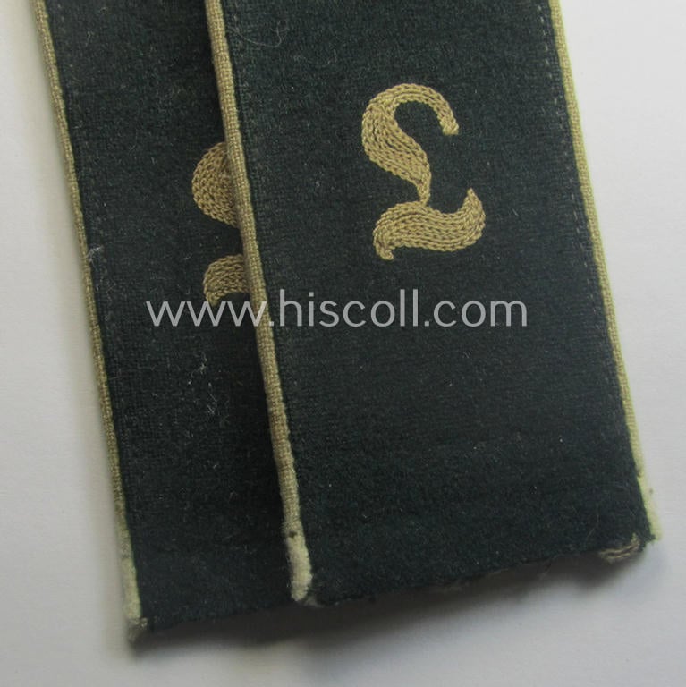 Pair of WH (Heeres) EM-type (ie. 'M40'-pattern) neatly 'cyphered' shoulderstraps as was intended for usage by a: 'Soldat einer Infanterie Lehr-Bataillons o. Rgts.'