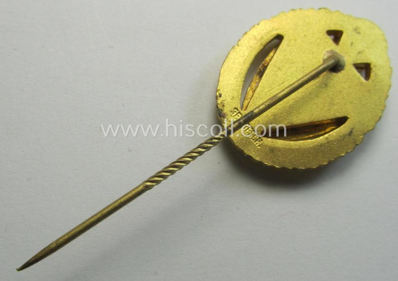 Attractive, honorary-membership lapel-pin (aka: 'Goldene Ehrennadel für 50 Jahre Mitgliedschaft im Deutscher Reichskriegerbund Kyffhäuser' (ie. 'D.R.K.B.') being a non-maker-marked example that bears a: 'Ges.Gesch.'-designation on its back