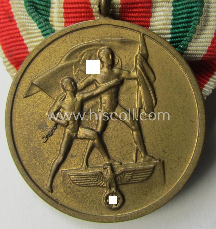 Stunning - and truly rarely found! - golden-toned WH (Heeres o. KM etc.) so-called: 'Einzelspange' (being of the 'non-detachable'-pattern) showing a: Memel- (ie. 'Memelland'-) 'Anschluss'- (ie. occupation-) medal: '22 März 1939'
