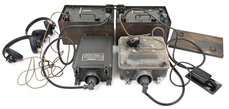 German WH Panzer Tank Radio Set