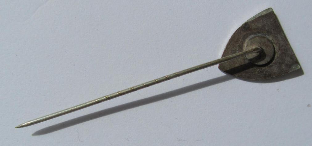 Nice example of a lapel-pin (or so-called: 'Traditions-/Erinnerungsabzeichen') as used by members within the: '291. Infanterie-Division, being a non- maker-marked example - overall nice (albeit clearly used and/or worn-) condition!