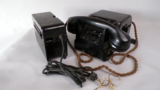 Tischfernsprecher 38 (OB38) Desk Telephone