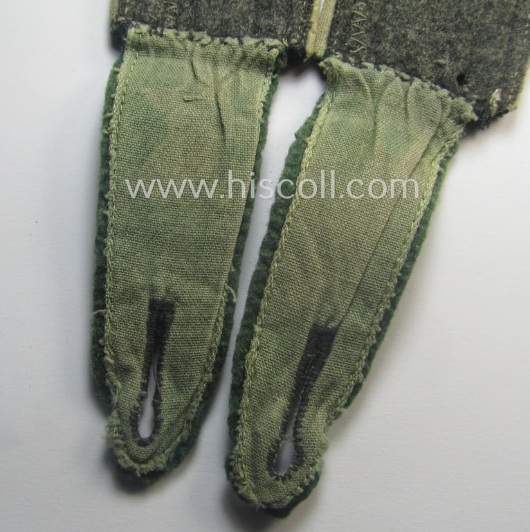 Neat - and fully matching! - pair of WH (Heeres), pre- ie. early-war period- (ie. 'M40'-pattern, rounded-styled) typical 'standard-issued' NCO-type shoulderstraps as intended for an: 'Unteroffizier der Infanterie-Trpn.'