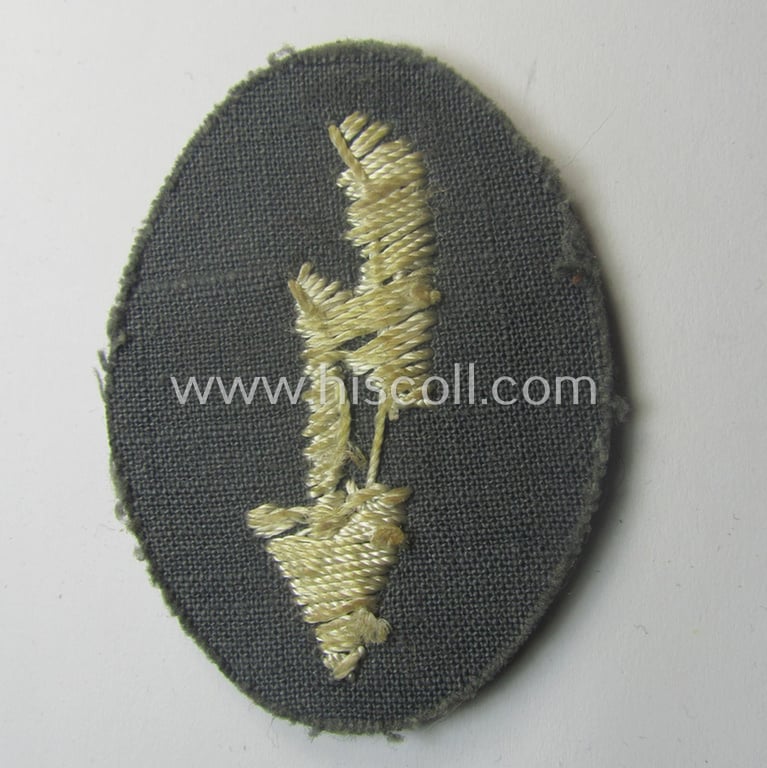 WH (Heeres) trade- and/or special-career insignia ie. hand-embroidered signal-blitz: 'Infanterie-Trpn.'