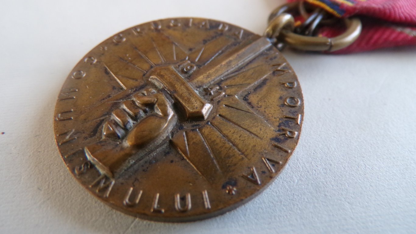 Crusade Against Communism Medal 1942