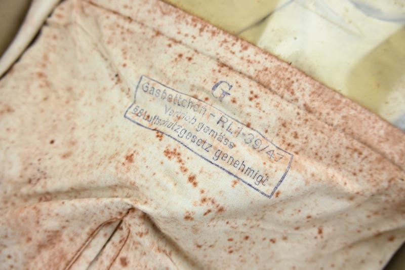 German Luftschutz Auer Gasbed for new born infants
