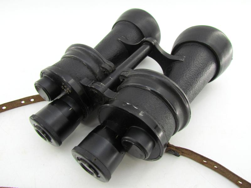 Kriegsmarine Binoculars in Case 7×50 beh 1944