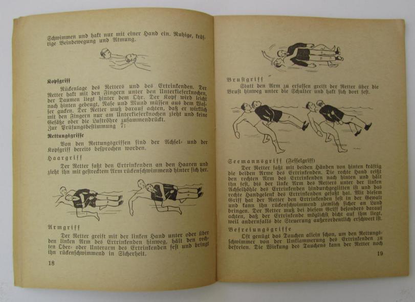 Neat - and scarcely encountered! - small-sized, WH-related instruction-booklet entitled: 'Wie erwerbe ich das Lebensrettungsabzeichen?'
