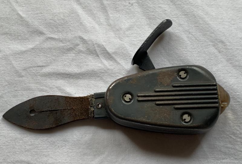 German WW2 Flashlight -Philips Type 7424-