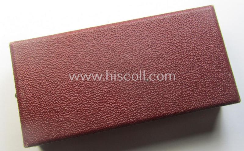 WH Czech-occupation- (ie. 'Anschluss'-) medal: '1. Oktober 1938' that comes with its period-attached 'PB-Spange' and that comes stored in its bordeaux-red-coloured- and/or non-maker-marked etui