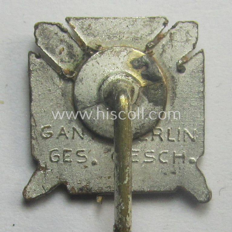 Interesting, 14 mm.-sized miniature of a: 'Mitgliedsabzeichen des Reichstreubund ehemaliger Berufssoldaten (o. RTB)' being a maker- (ie. 'Gante - Berlin'-) marked example