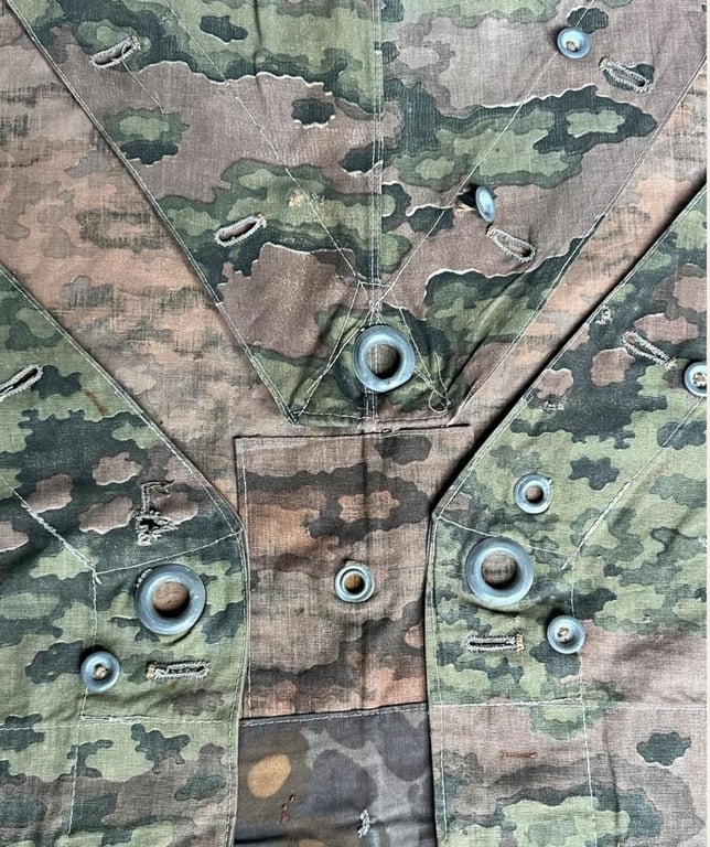 Waffen-SS Oak-Leaf Shelter Quarter