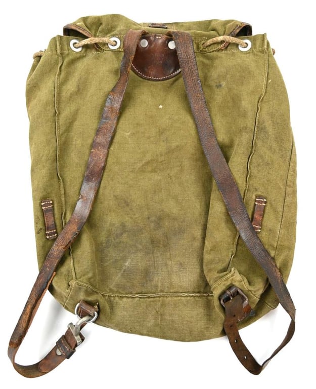 German WH Artillery Backpack