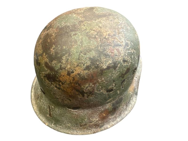 WH/SS M42 Helmet in Rough 4 Tone Camouflage Paint