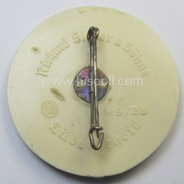 Commemorative, beige-coloured 'SA'-related 'tinnie' being a maker- (ie. 'R. Sieper & Söhne'-) marked example depicting a merchant-ship and 'SA'-logo and text: 'Wettkampftage 1939 - SA-Gruppe Hansa - Hamburg - 14.-18. Juni'