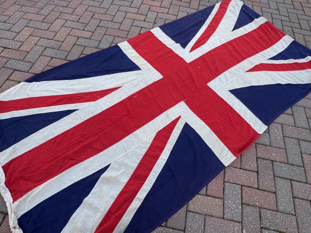 RARE WW1 AUTHENTIC 1916 EXETER PATRIOTIC PANEL STICHED BRITISH UNION JACK FLAG.