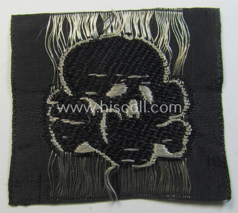 Superb - and nowadays rarely encountered! - Waffen-SS, 'BeVo'-woven-style skull- and cap-eagle-set (ie. 'Totenkopf- u. Adler-Effektensatz für Schiffchen o. Einheitsfeldmütze') that comes in a 'virtually mint- ie. unissued', condition