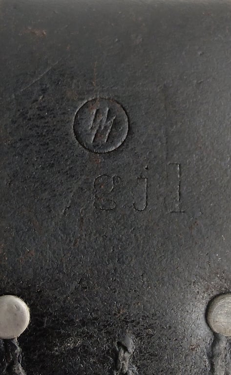 Waffen-SS marked K98k bayonet frog