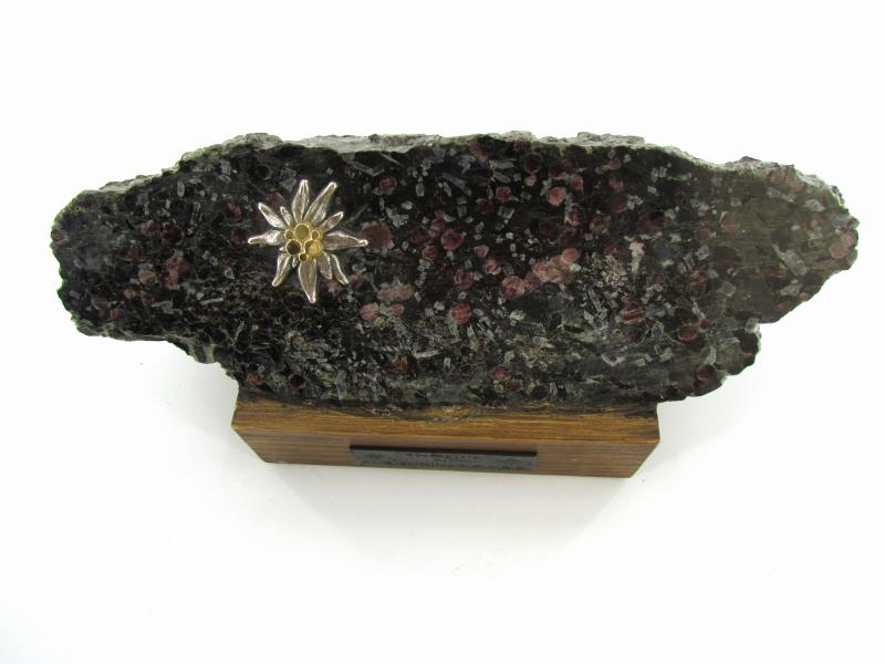 Paper weight for on the desk ( Edelweiss )