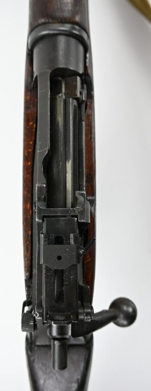 Canadian WW2 De-activated Lee Enfield number 4