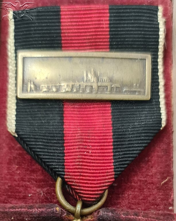 Boxed Czech Occupation Medal with Prague Bar