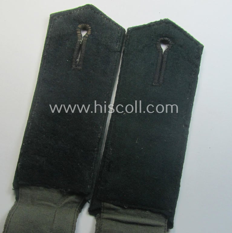 Pair of WH (Heeres), early- (ie. pre-) war-period, 'M36- o. M40'-pattern (pointed-styled- and 'cyphered') so-called: EM-type shoulderstraps: 'Soldat des Infanterie-Rgts. 66'