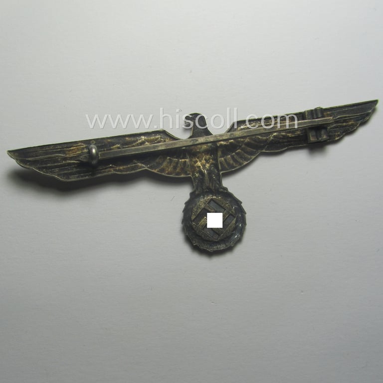 WH (Heeres- o. KM) 'frosted' silver-toned- (and/or: typical 'Buntmetall'-based) officers'-pattern breast-eagle (ie. 'Metall Offiziers-Brustadler für die Sommeruniform')