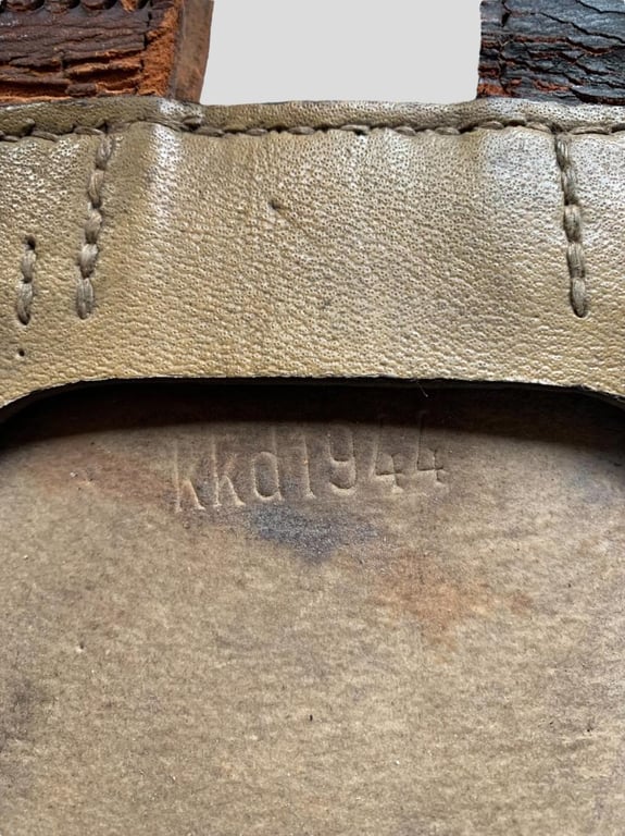 Tan Entrenching Tool Carrier Case -1944-