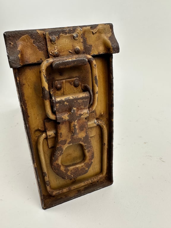 Tan MG34/42 ammo box