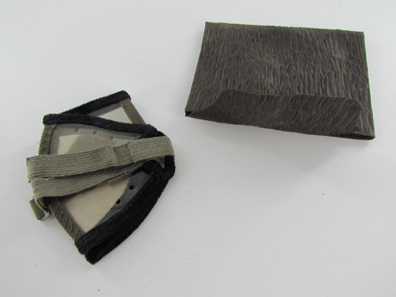 Wehrmacht Dust Goggles in Pouch